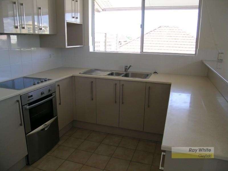 8/28 Rossiter Parade, Hamilton QLD 4007