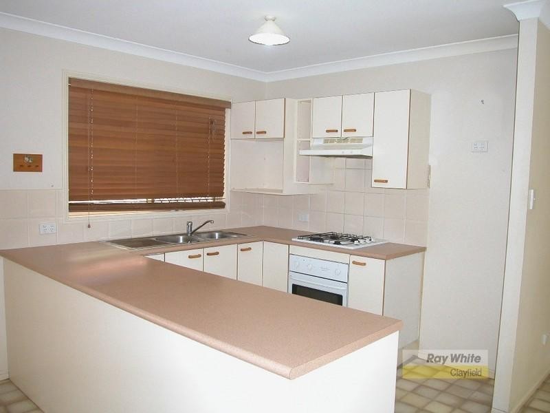 2 Manitoba Place, Wavell Heights QLD 4012