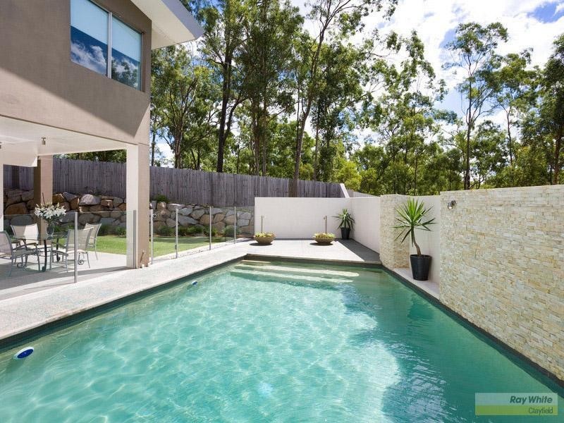 35 Yarraman Street, Arana Hills QLD 4054