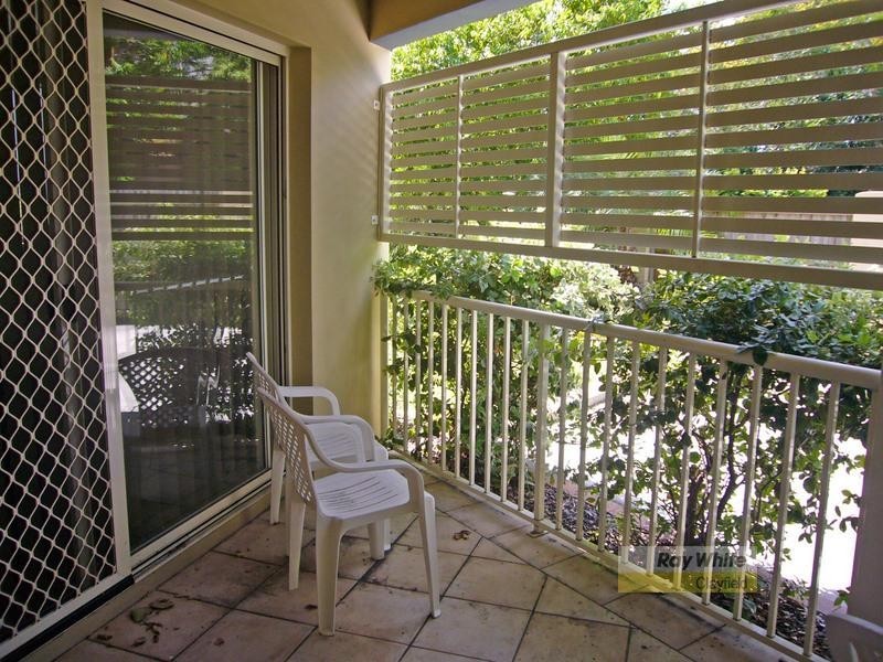 17/5 Whytecliffe Street, Albion QLD 4010