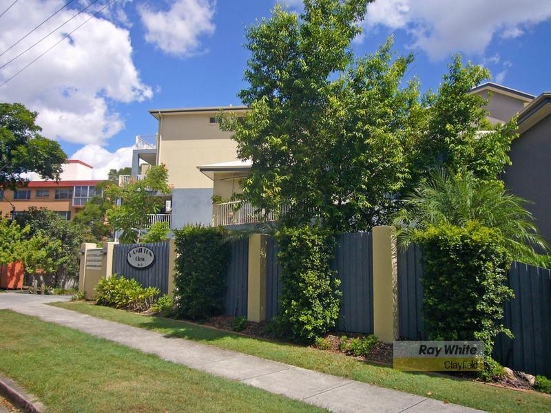 17/5 Whytecliffe Street, Albion QLD 4010