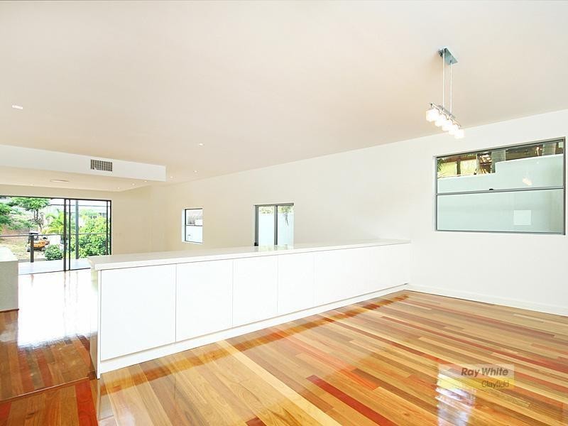 31 Pine Street, Hamilton QLD 4007