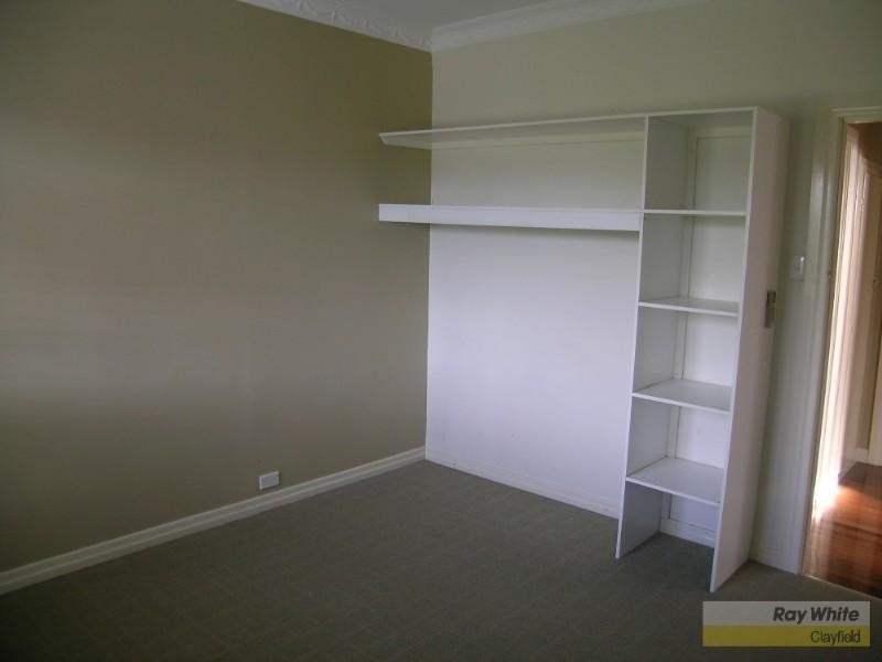 27 Hamilton Avenue, Hendra QLD 4011