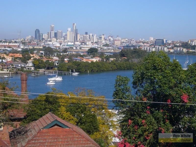 2/12 Mullens Street, Hamilton QLD 4007