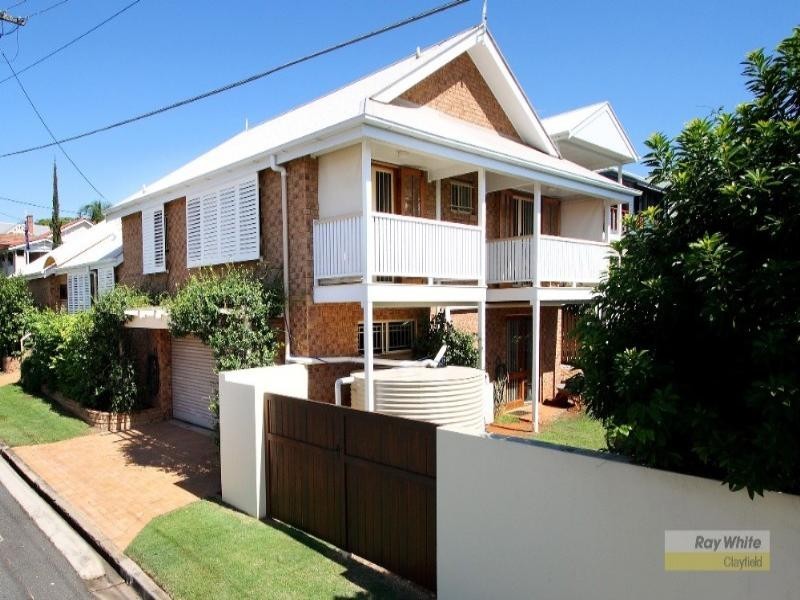 34 Sefton Avenue, Clayfield QLD 4011