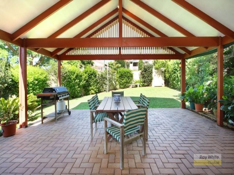 34 Sefton Avenue, Clayfield QLD 4011