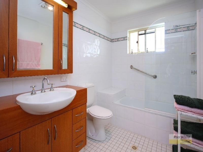 34 Sefton Avenue, Clayfield QLD 4011