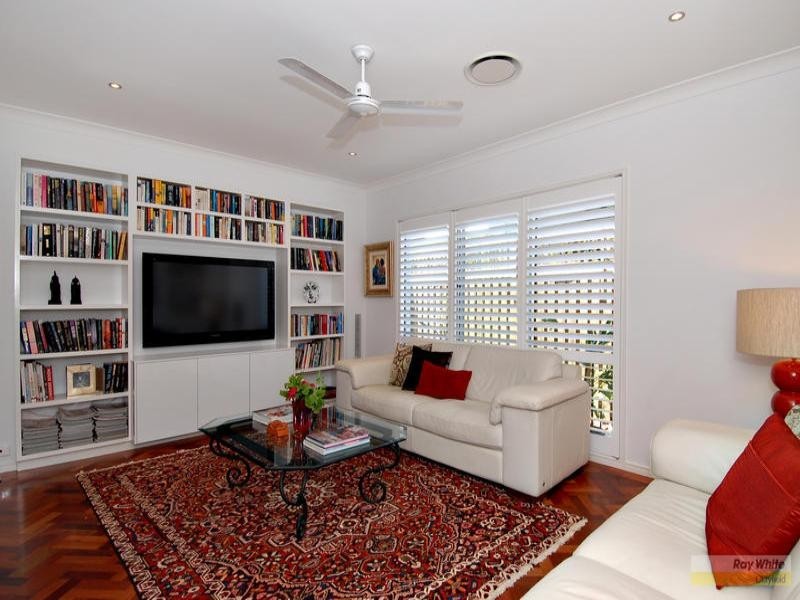 34 Lilley Street, Hendra QLD 4011