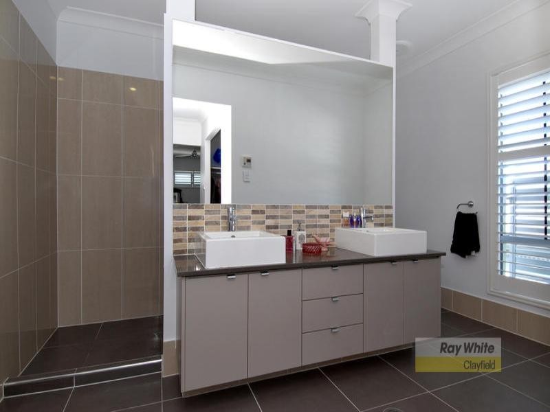 34 Lilley Street, Hendra QLD 4011