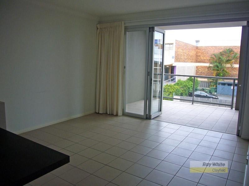 2/14 Lever Street, Albion QLD 4010