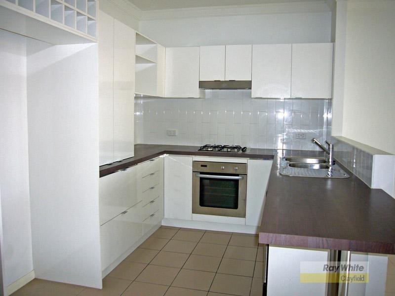 2/14 Lever Street, Albion QLD 4010