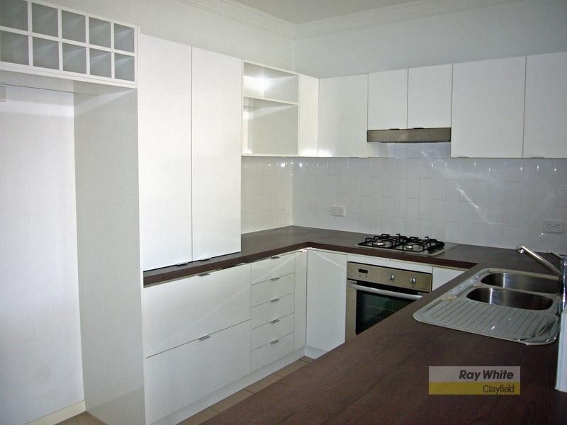 2/14 Lever Street, Albion QLD 4010