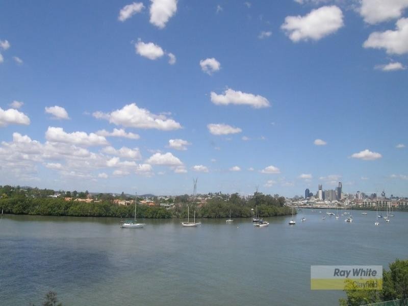 2/61 Hillside Crescent, Hamilton QLD 4007