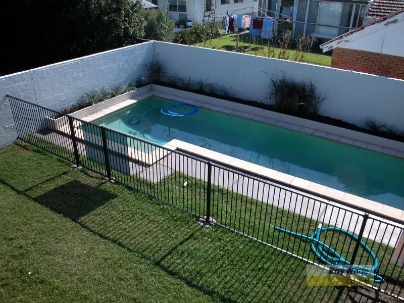 24 Hamilton Avenue, Hendra QLD 4011