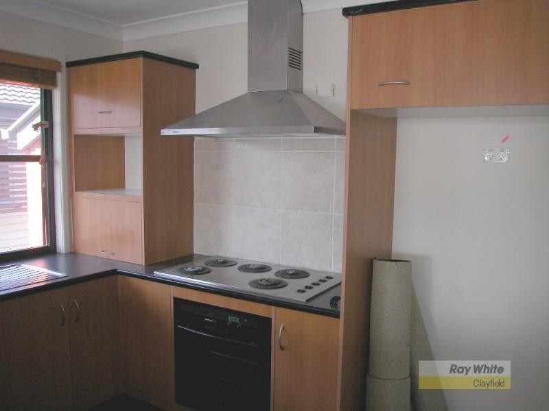 24 Hamilton Avenue, Hendra QLD 4011