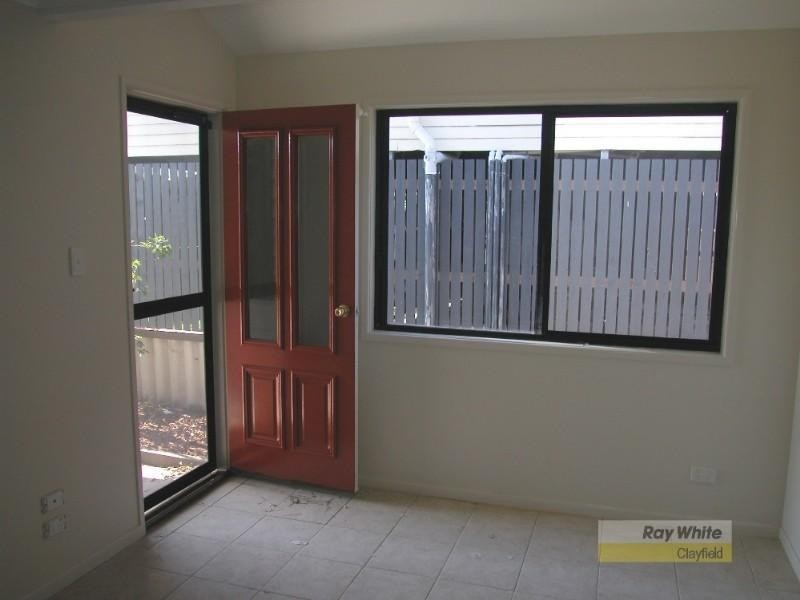 24 Hamilton Avenue, Hendra QLD 4011