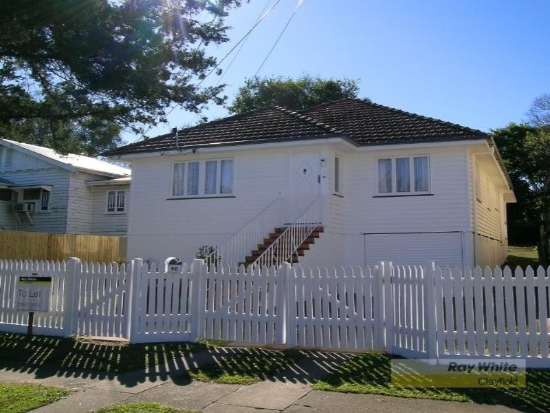 98 Barlow Street, Clayfield QLD 4011