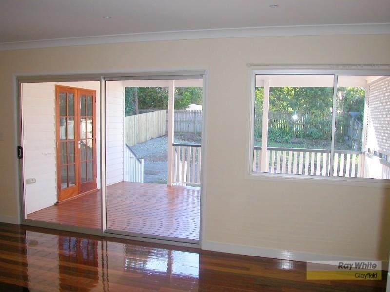 98 Barlow Street, Clayfield QLD 4011