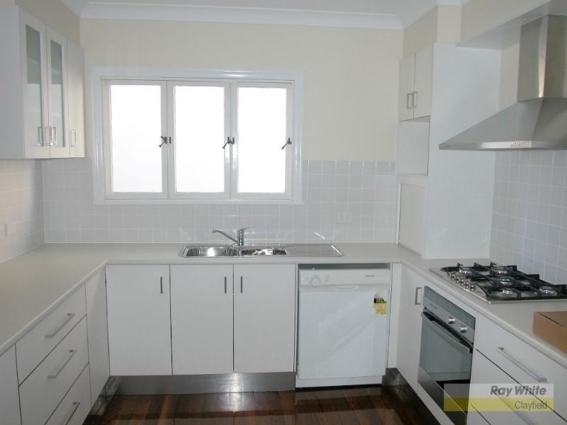 98 Barlow Street, Clayfield QLD 4011