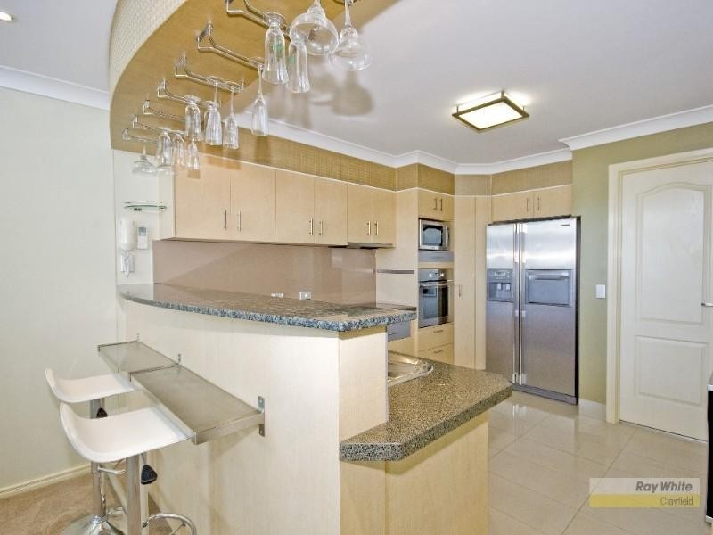 30/94 Prince Edward Parade, Redcliffe QLD 4020