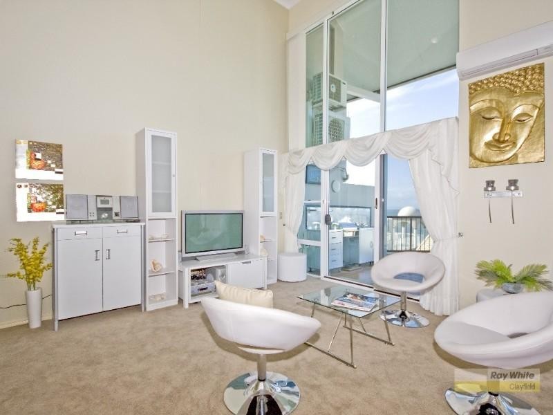 30/94 Prince Edward Parade, Redcliffe QLD 4020