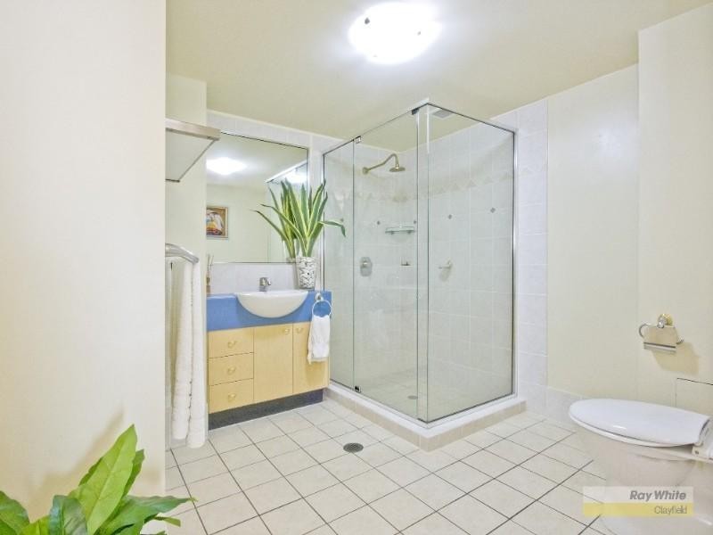30/94 Prince Edward Parade, Redcliffe QLD 4020