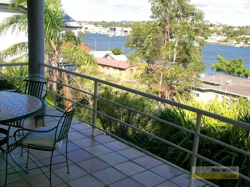 32 Crescent Road, Hamilton QLD 4007