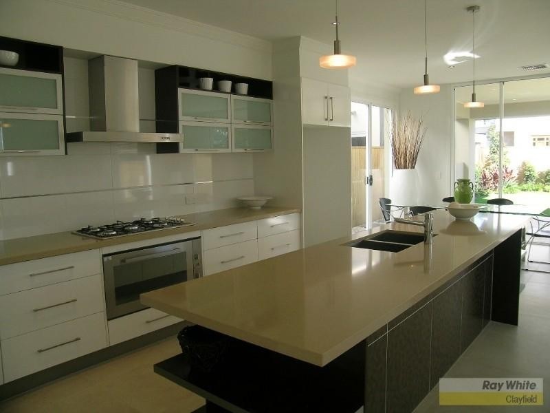 4 School Street, Hendra QLD 4011