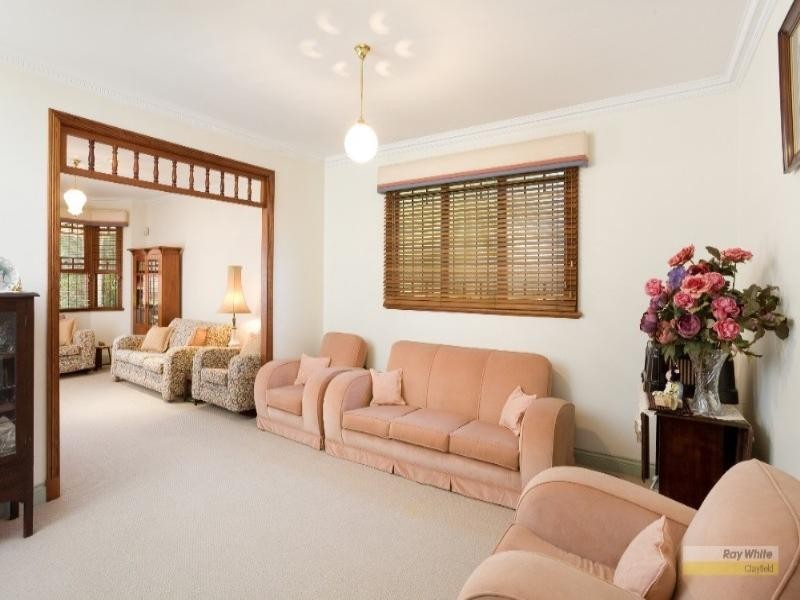 26 Henry Street, Wooloowin QLD 4030