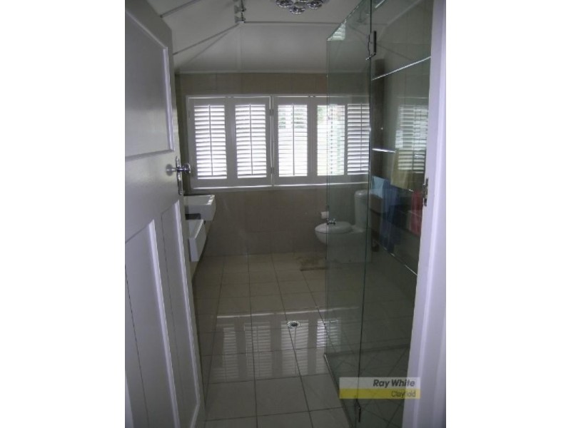 27 Flemington Street, Hendra QLD 4011