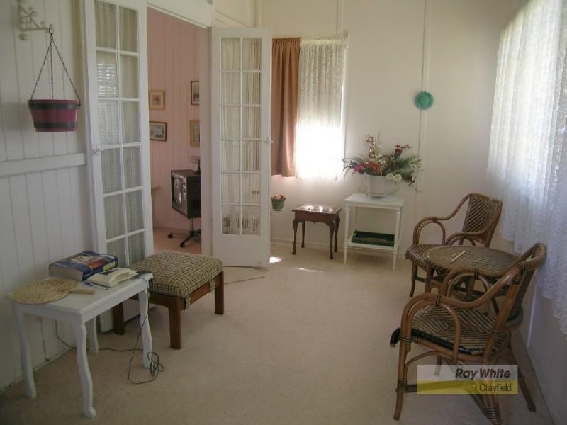 16 Doncaster Street, Hendra QLD 4011