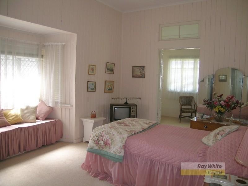 16 Doncaster Street, Hendra QLD 4011