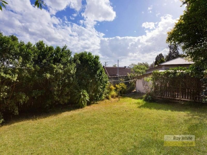 8 Royal Terrace, Hamilton QLD 4007