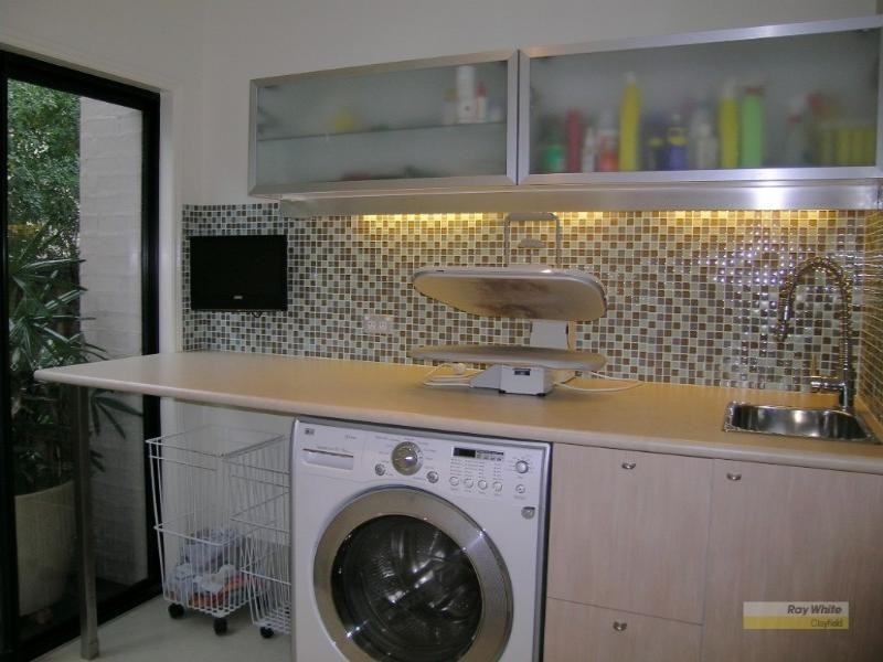 Wavell Heights QLD 4012