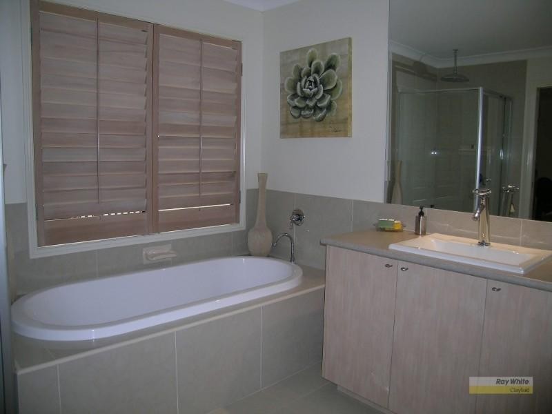 Wavell Heights QLD 4012