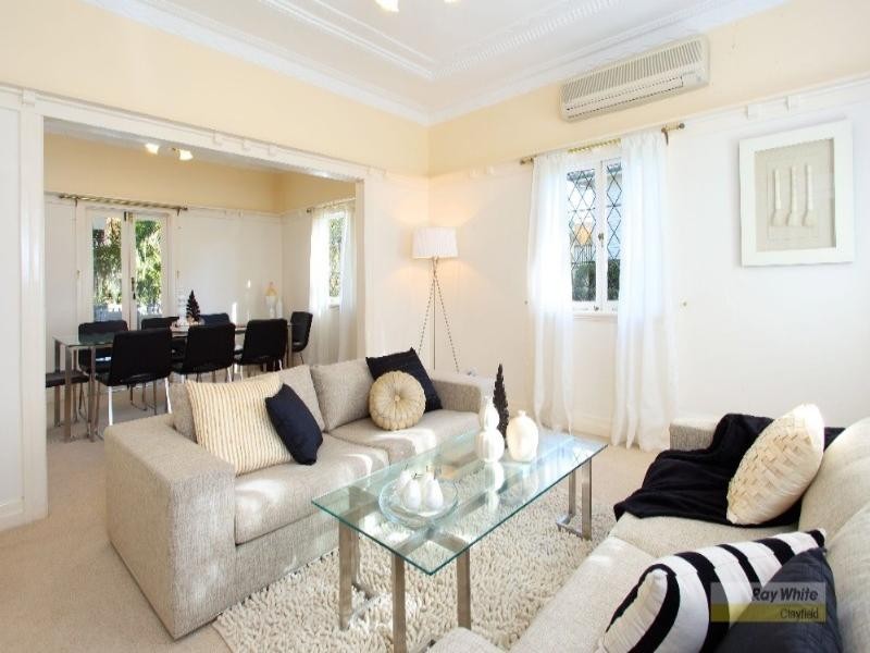 55 Hipwood Road, Hamilton QLD 4007