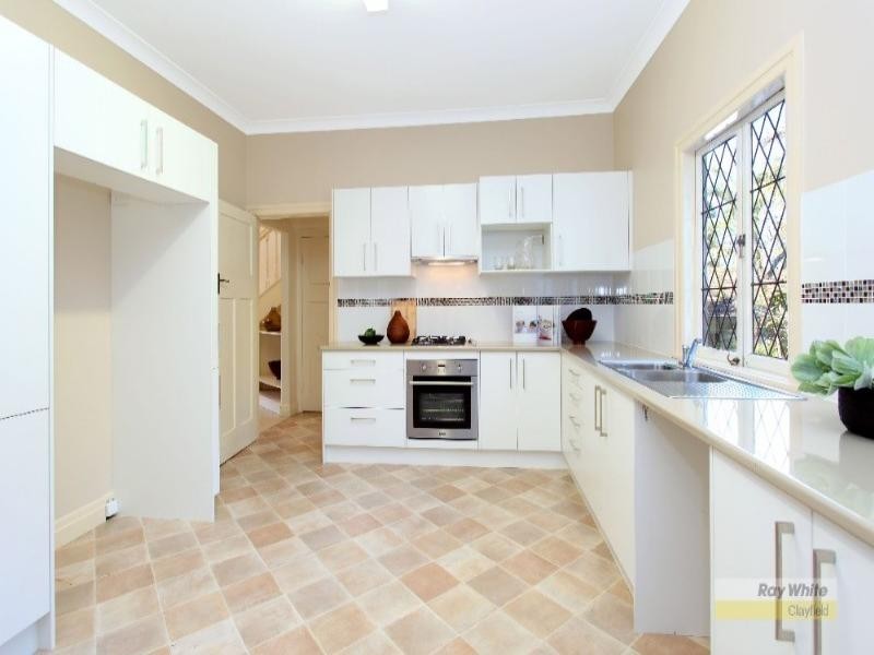 55 Hipwood Road, Hamilton QLD 4007