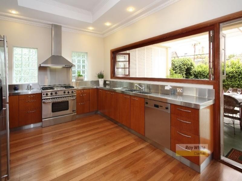 18 Yabba Street, Ascot QLD 4007