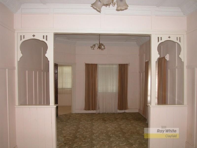 16 Doncaster Street, Hendra QLD 4011