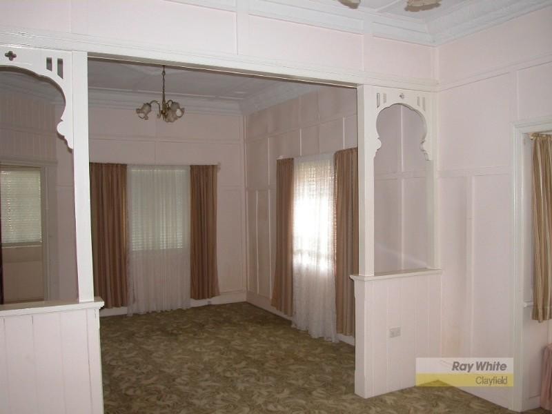 16 Doncaster Street, Hendra QLD 4011