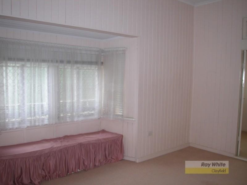 16 Doncaster Street, Hendra QLD 4011