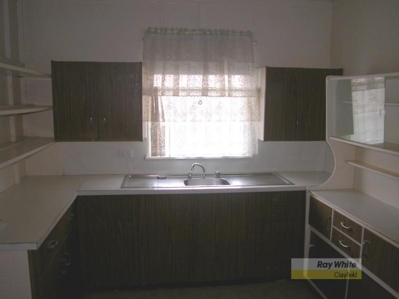 16 Doncaster Street, Hendra QLD 4011