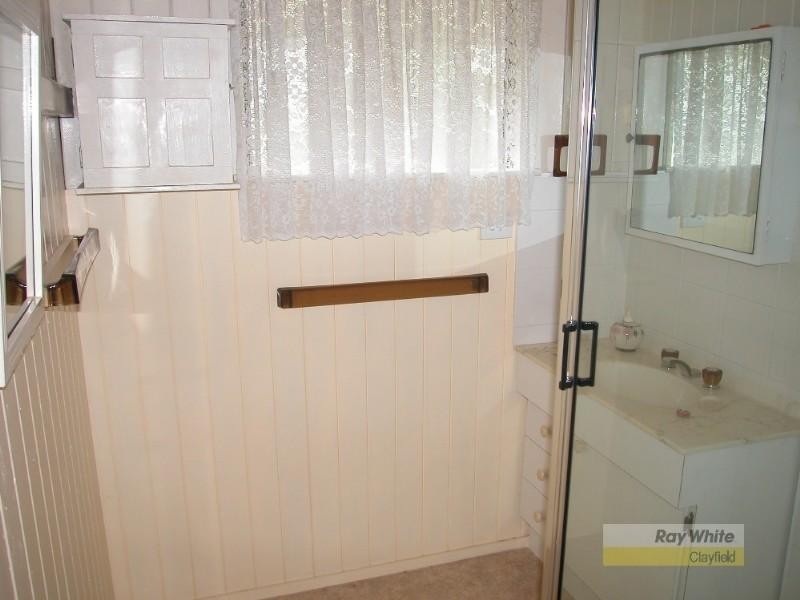 16 Doncaster Street, Hendra QLD 4011