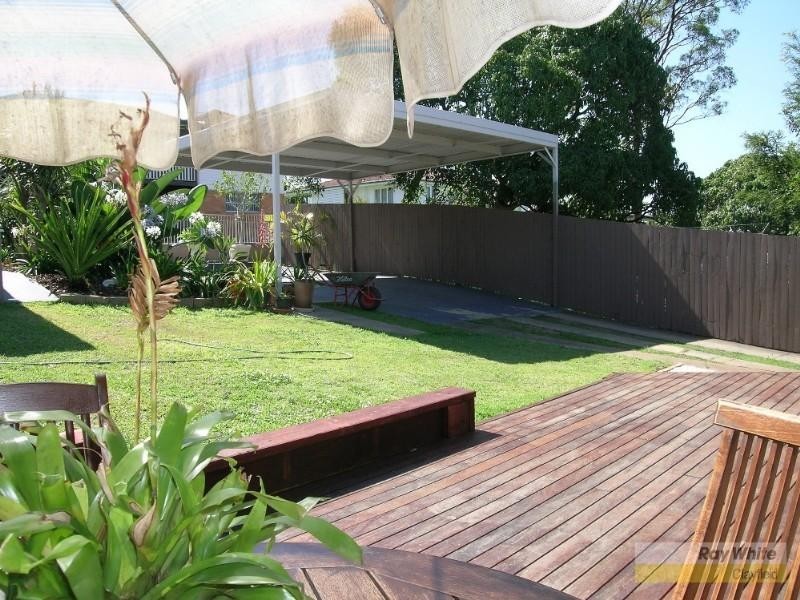 20 Pedley Street, Wavell Heights QLD 4012