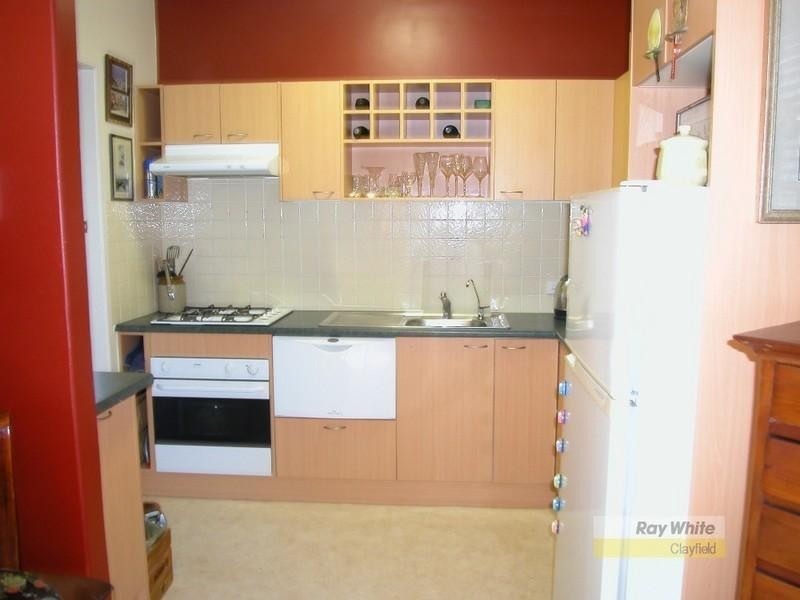 2/129 Crescent Road, Ascot QLD 4007