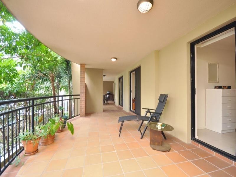 2/52 Beeston Street, Teneriffe QLD 4005