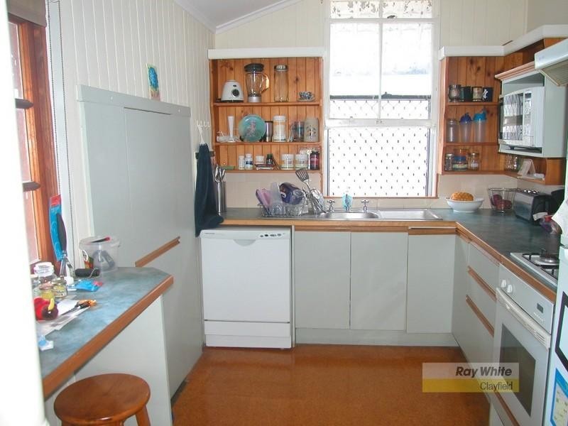 17 Stuckey Road, Clayfield QLD 4011