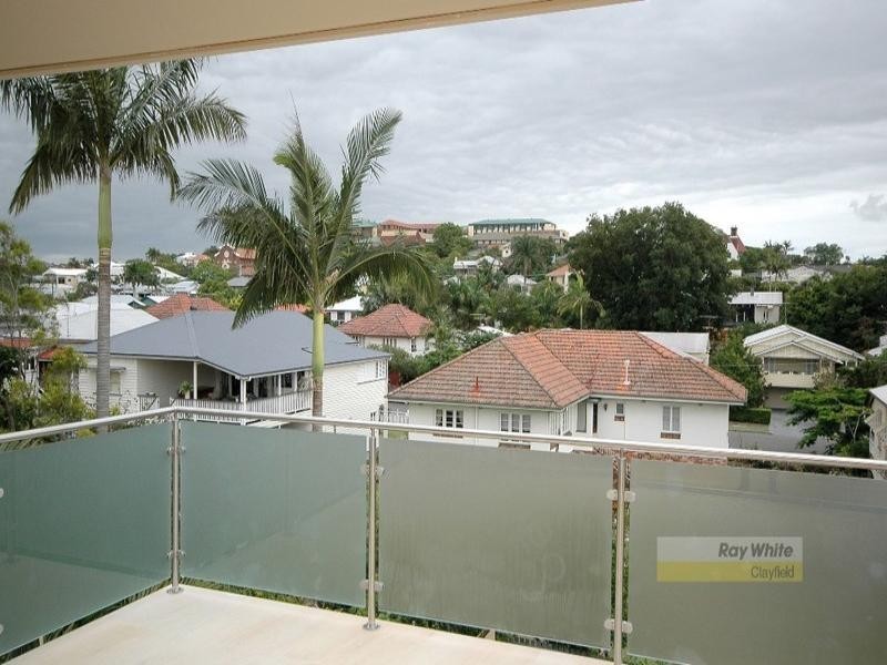 90 Upper Lanencaster Road, Ascot QLD 4007