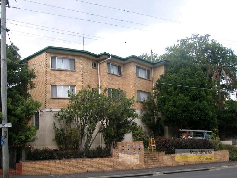 2/11 Riverton Street, Clayfield QLD 4011