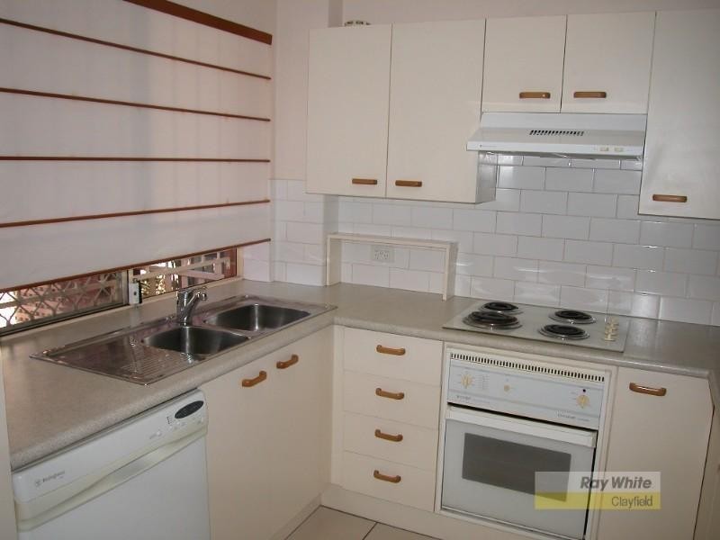 2/34 Wooloowin Avenue, Wooloowin QLD 4030